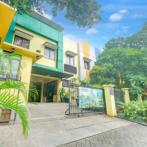 Hotel O Tebet Near Tebet Station Formerly Sabda Guest House
